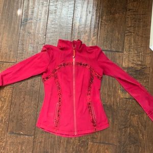 Red lululemon define jacket